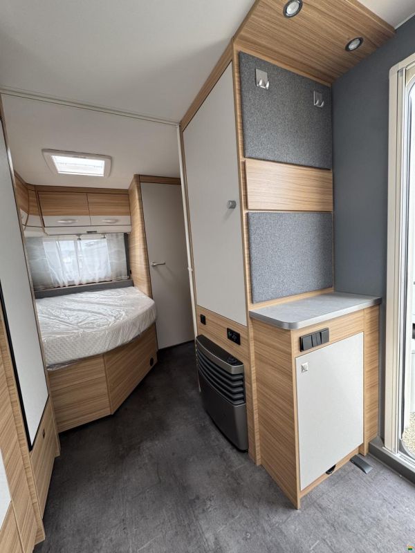 Dethleffs Camper 470 FR