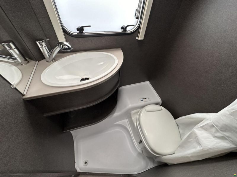 Dethleffs c-joy 460 LE