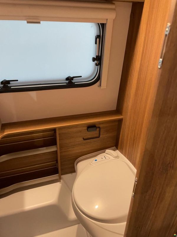 Eriba Touring Triton 430