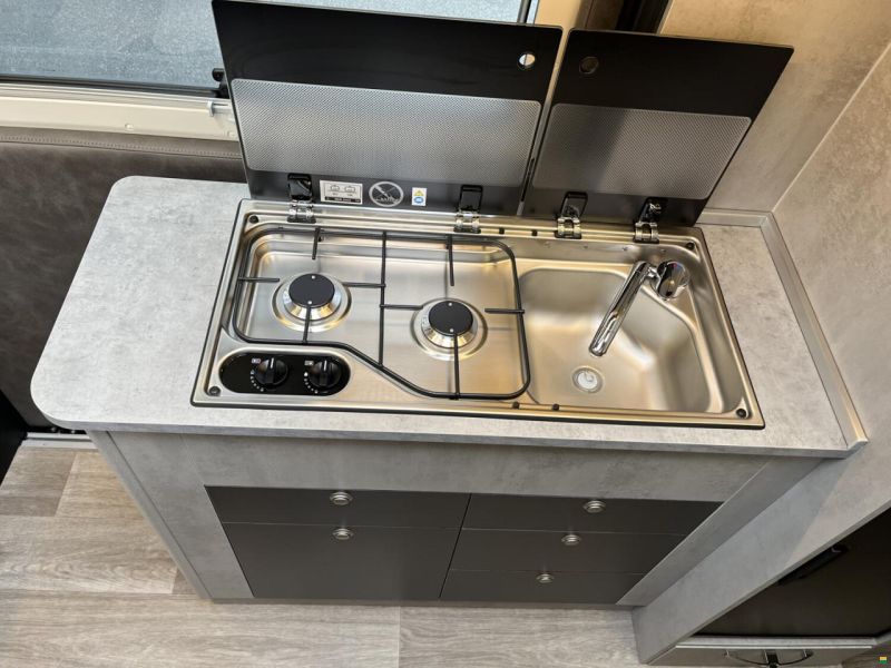 Megamobil Mega Sport 640 Opel 165 PS