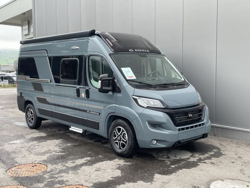 Adria Twin Supreme 600 SBX