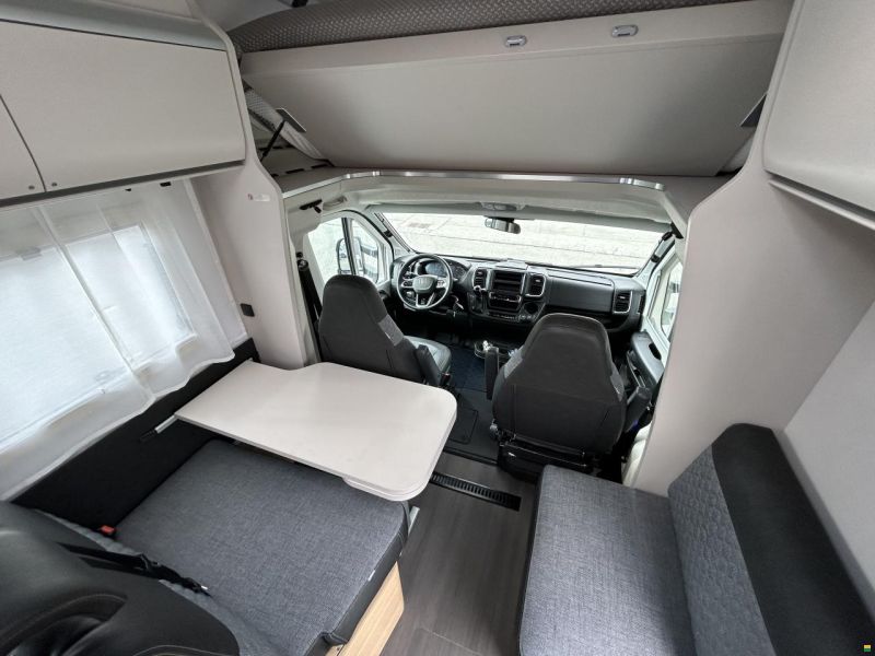 Adria Coral Plus XL 660 SL