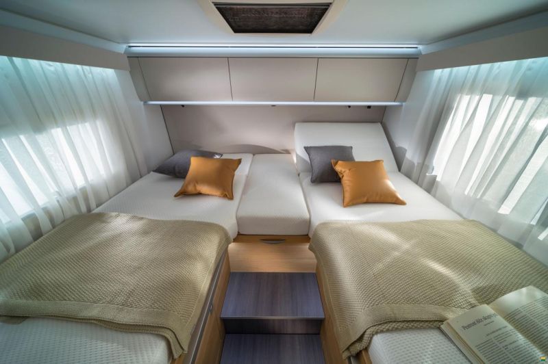 Adria Coral Plus XL 660 SL