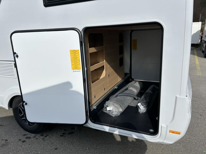 Adria Coral Plus XL 660 SL