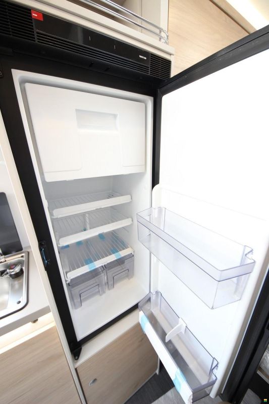 Dethleffs Globetrail Ford 590 CVD 90 Years