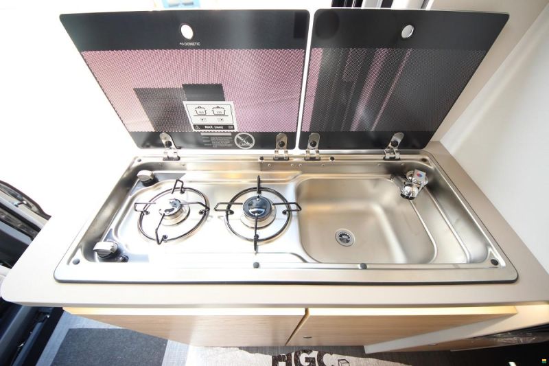 Dethleffs Globetrail Ford 590 CVD 90 Years