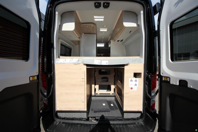 Dethleffs Globetrail Ford 590 CVD 90 Years