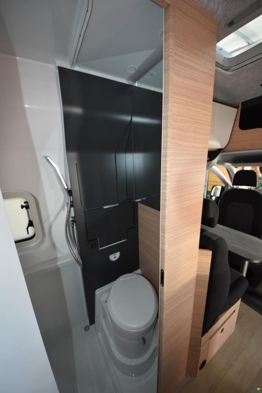 Hobby MAXIA VAN 680 ET