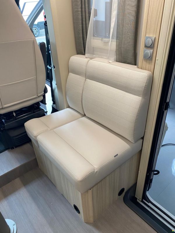 Adria COMPACT AXESS DL