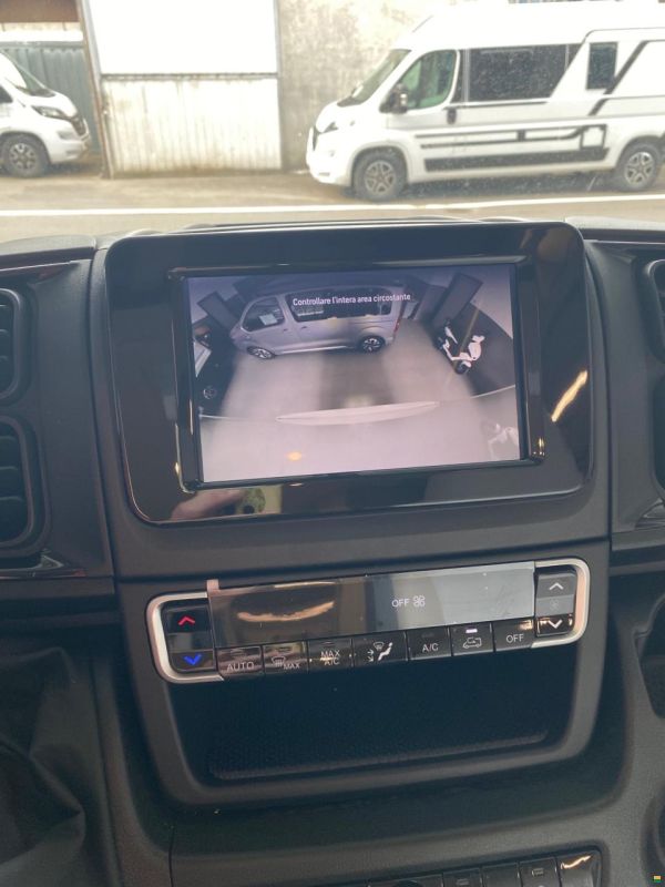 Adria COMPACT AXESS DL