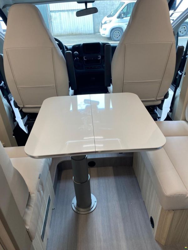 Adria COMPACT AXESS DL
