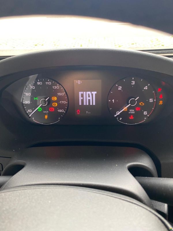 Adria COMPACT AXESS DL