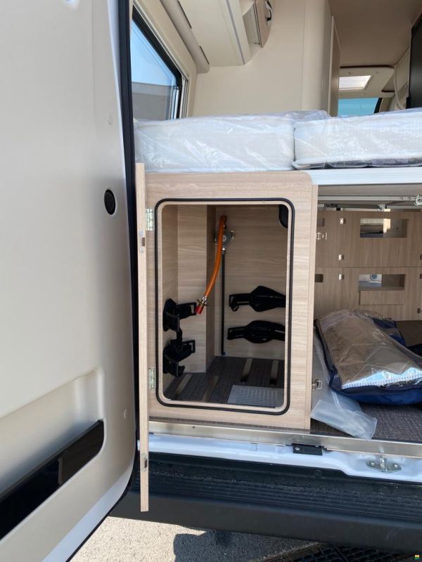 Eura Mobil Van V 595 HB