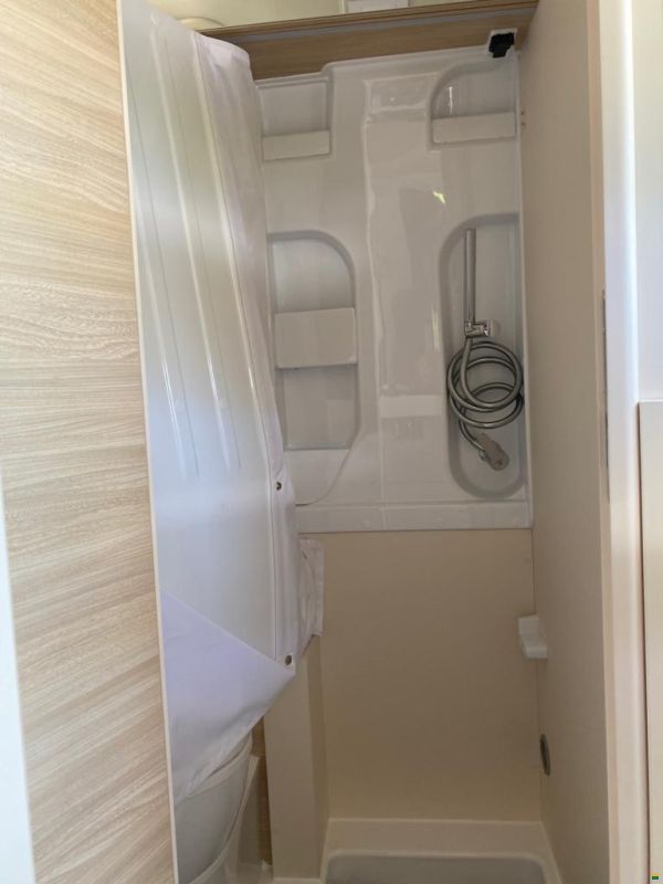 Eura Mobil Van V 595 HB