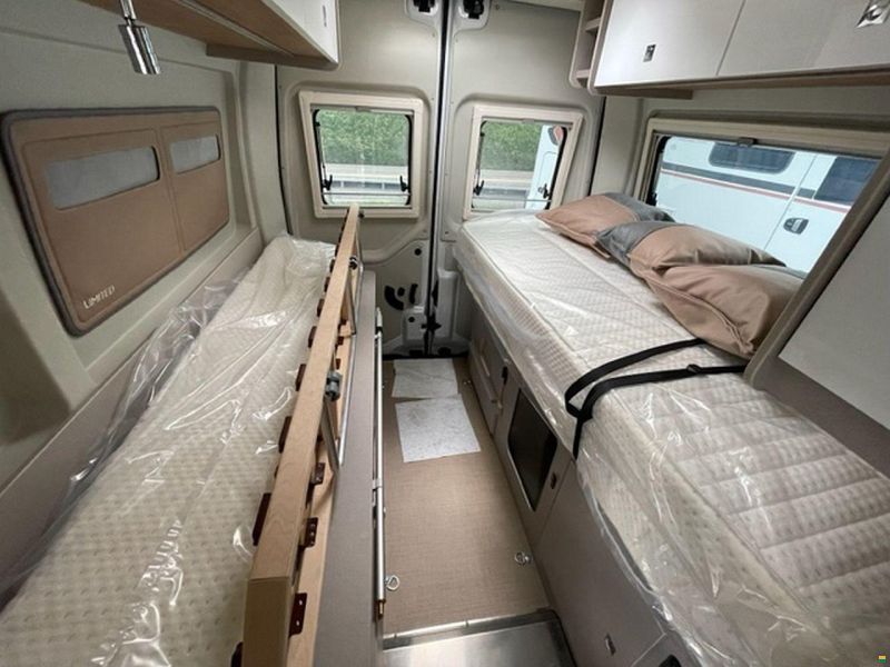 Bürstner Delfin C 621