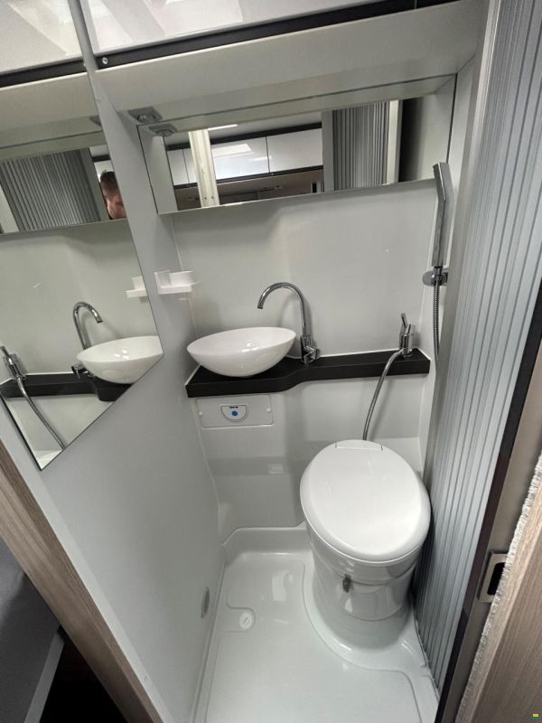 Adria Twin Plus 540 SP