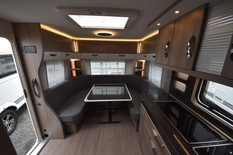 Hobby 720 UKFe Prestige