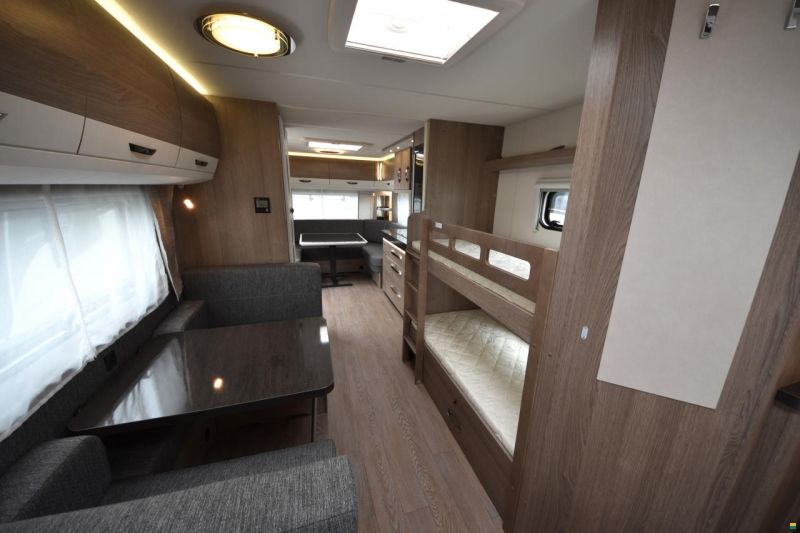 Hobby 720 UKFe Prestige