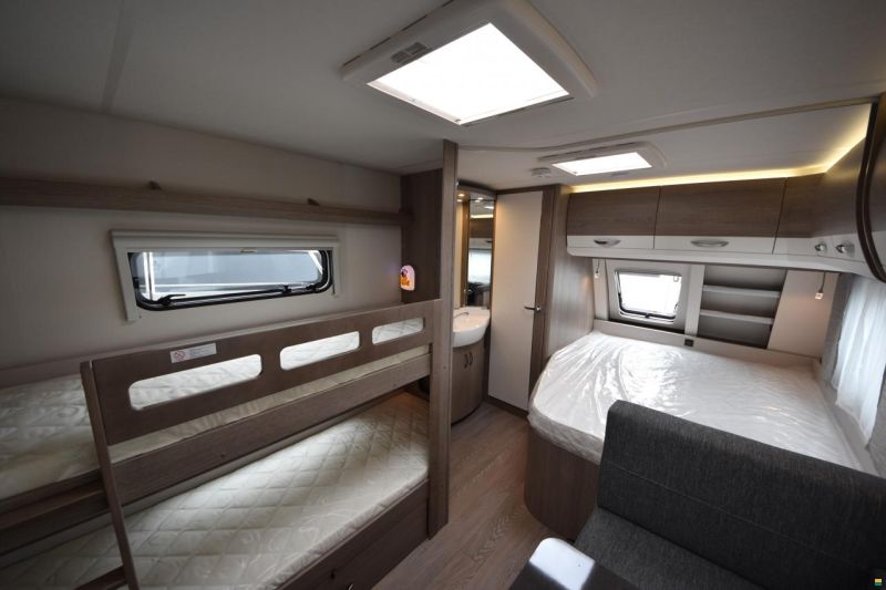 Hobby 720 UKFe Prestige