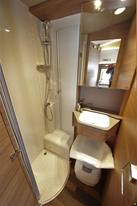 Weinsberg CaraCompact Suite MB 640 MEG Pepper