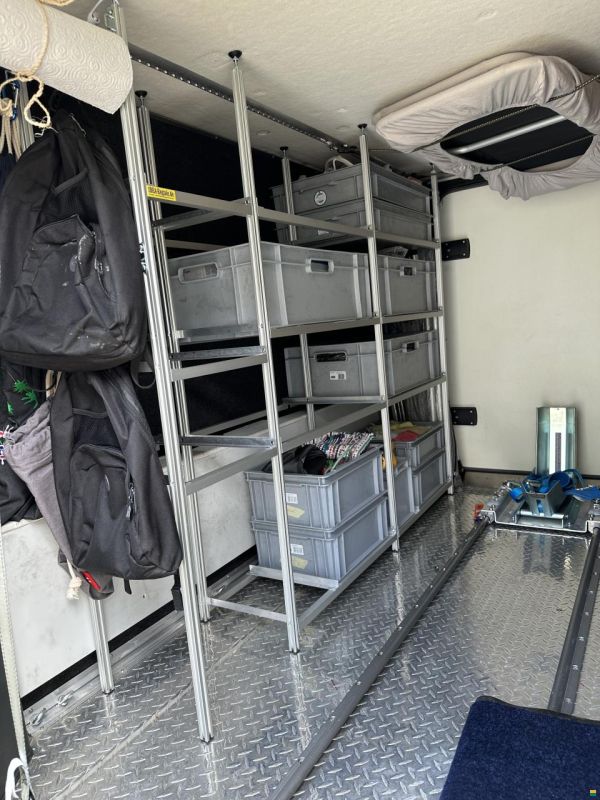 Concorde Charisma 890M