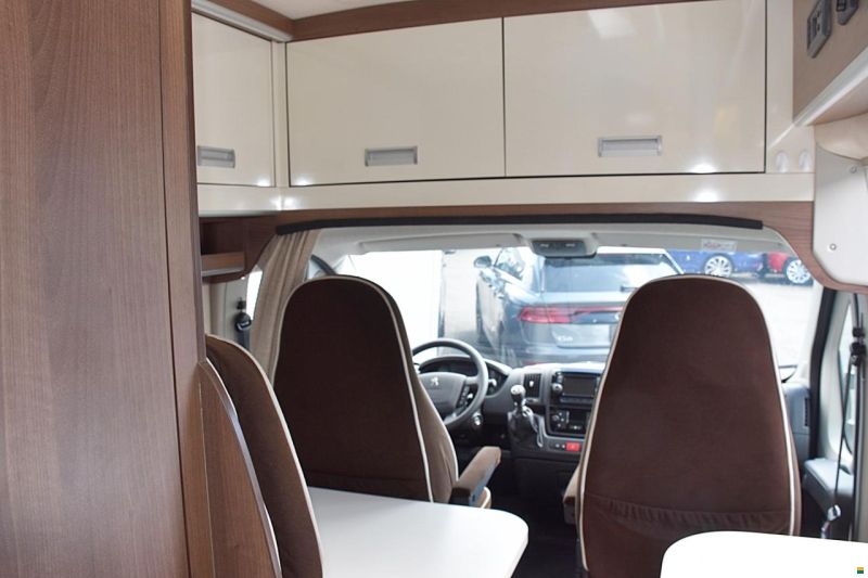 Globecar EXPLORER Z NEO TRAVELLER 3,0 D HOCHDACH