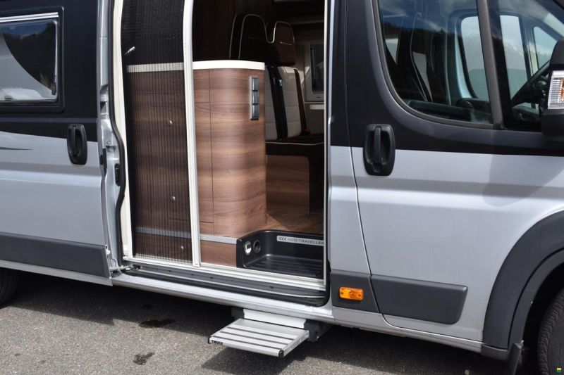 Globecar EXPLORER Z NEO TRAVELLER 3,0 D HOCHDACH