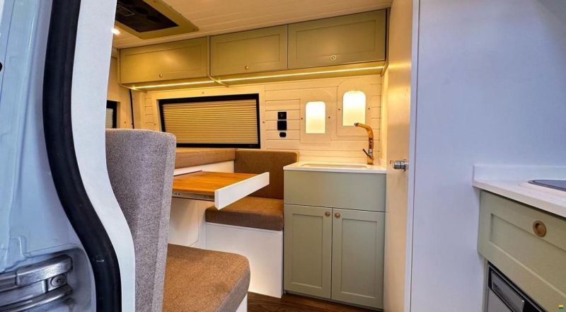 Mercedes-Benz Sprinter Sage Design