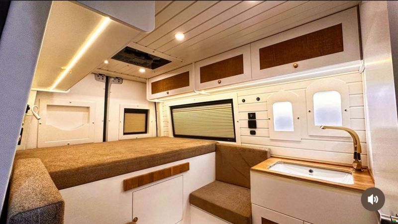 Mercedes-Benz Sprinter Boho Design