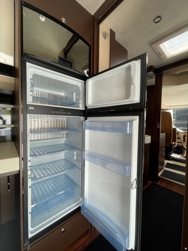 Concorde Carver 890 RRL