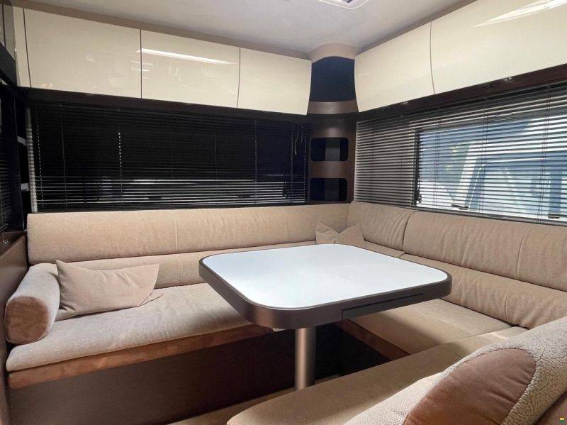 Concorde Carver 890 RRL