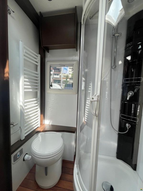 Concorde Carver 890 RRL