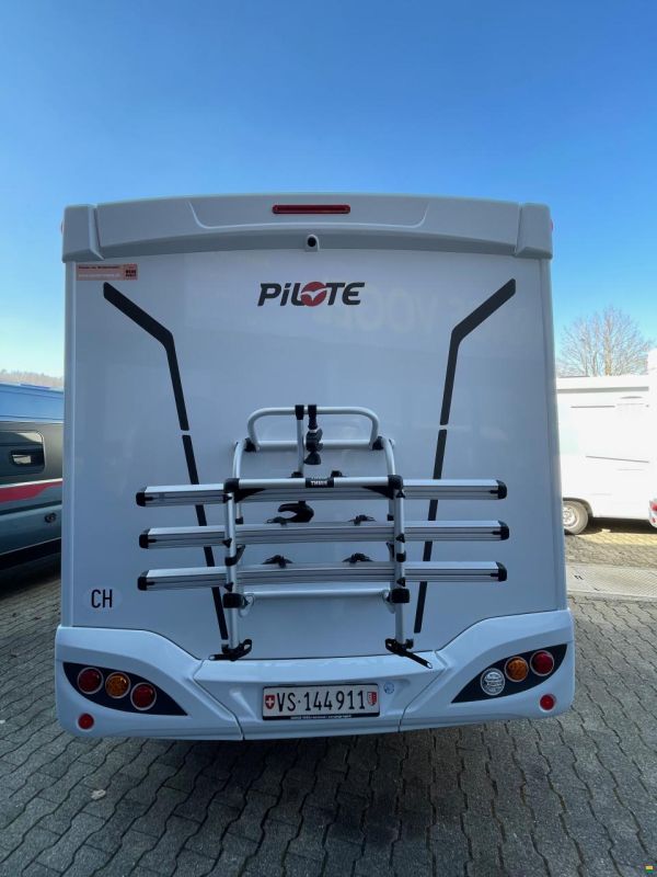 Pilote P726 FC