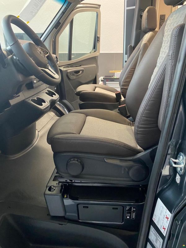 Adria CORAL SUPREME MB 650 SL