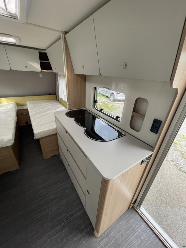 Dethleffs Aero 530 ER up