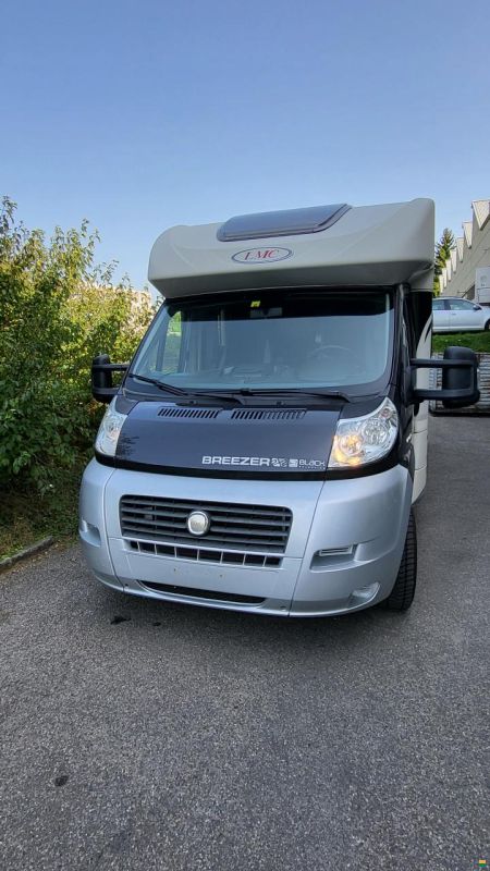 LMC Breezer 730H