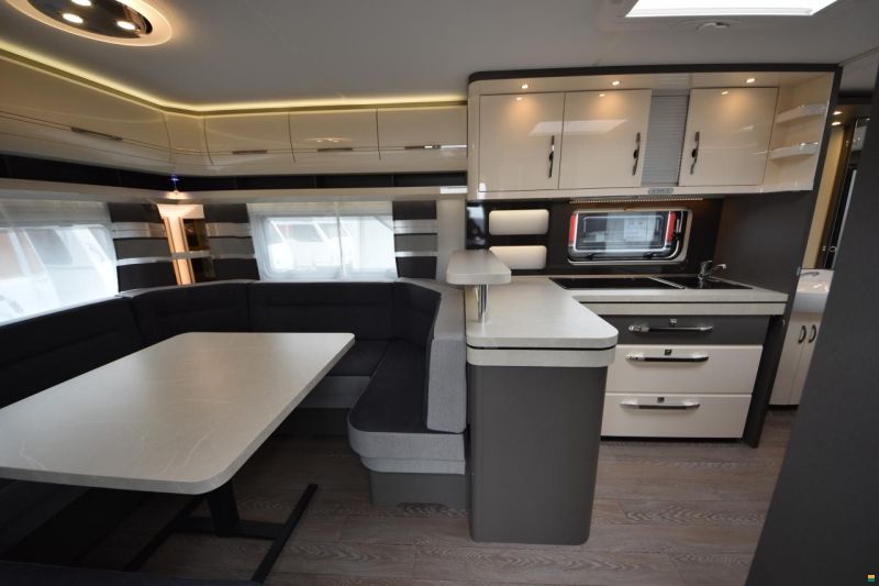 Hobby 560 CFe Excellent