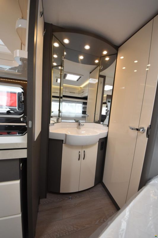 Hobby 560 CFe Excellent