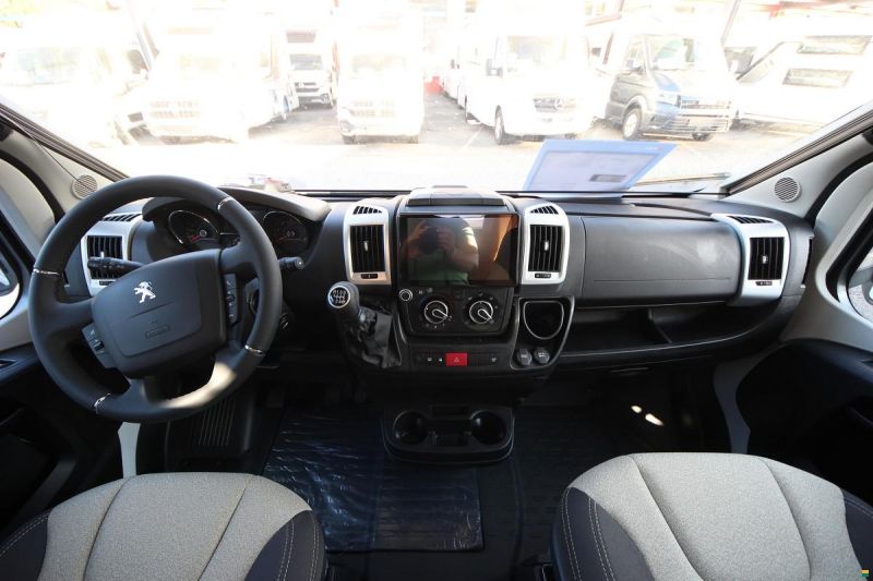 Weinsberg CaraHome 650 DG (Peugeot)