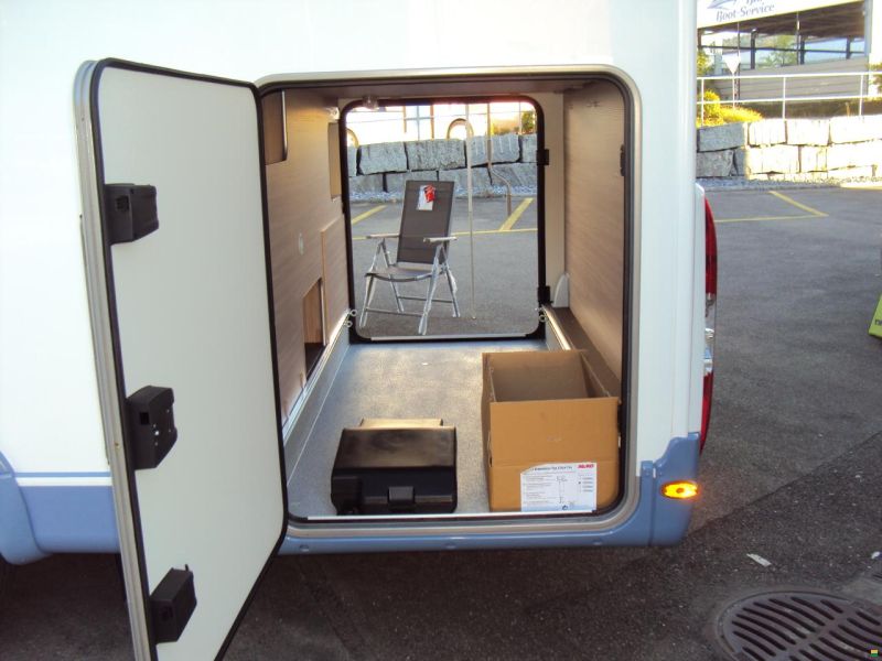 Bürstner Delfin T 727