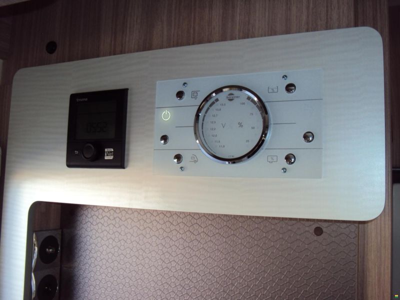 Bürstner Delfin T 727