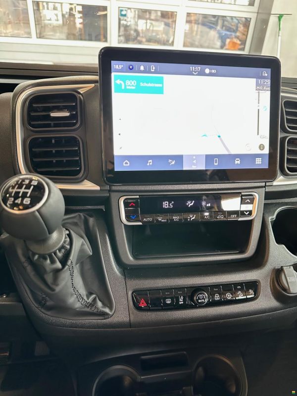 Pössl Summit Shine 640