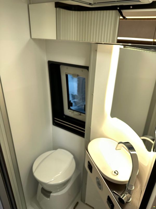 Pössl Summit Shine 640