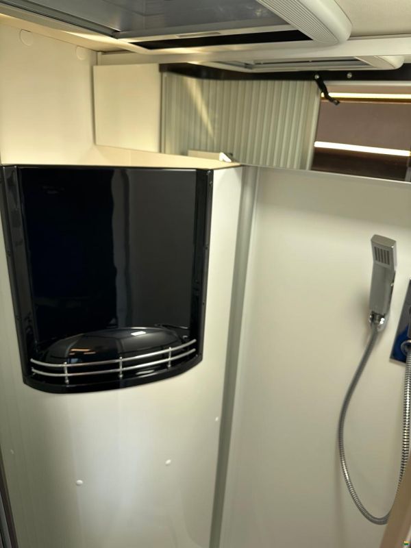 Pössl Summit Shine 640