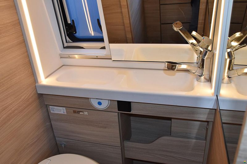 Knaus BOXSTAR 630FREEWAY 2,3D 9G-AUT HOCHDACH