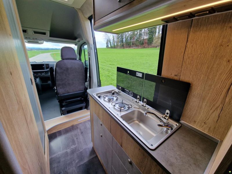 Megamobil Mega Lounge 600 VW 177 PS