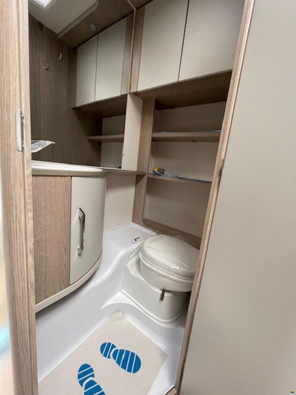 Bürstner Premio 395 TS