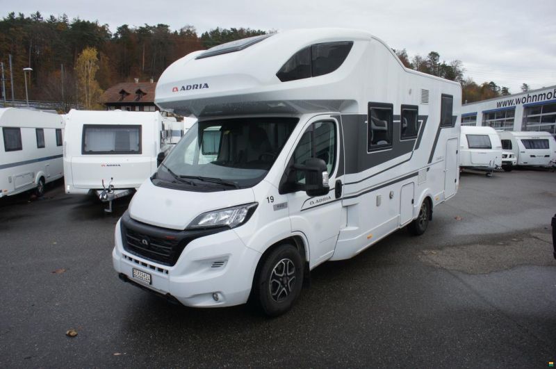 Adria Coral XL 660 SL