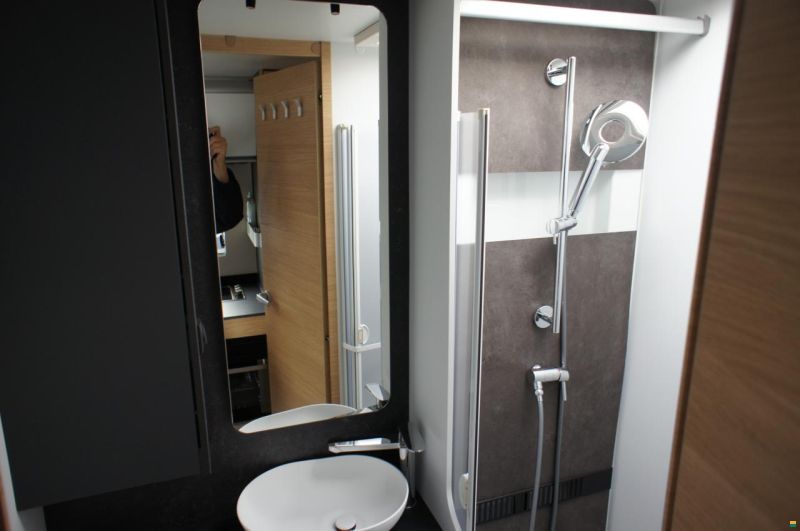 Adria Coral XL 660 SL