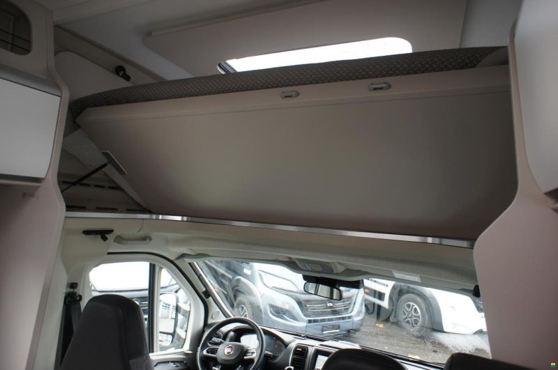 Adria Coral XL 660 SL